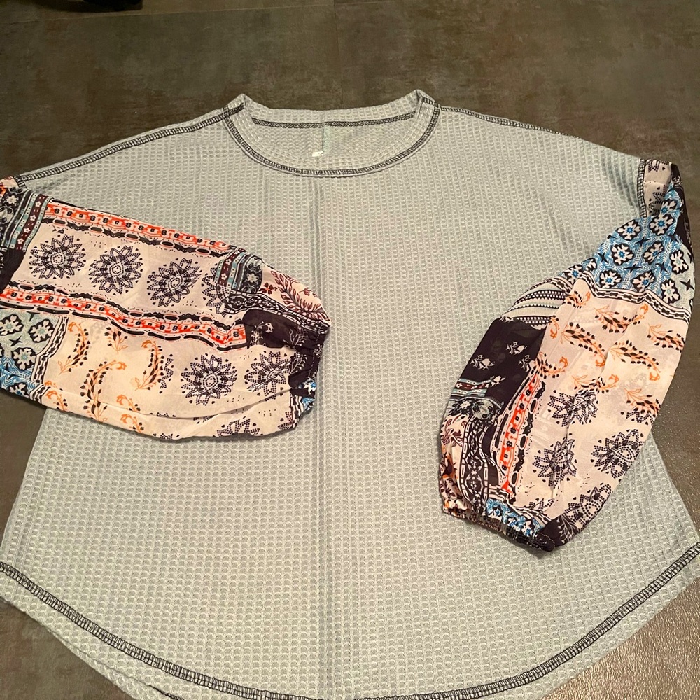 boho boutique style blouse size M